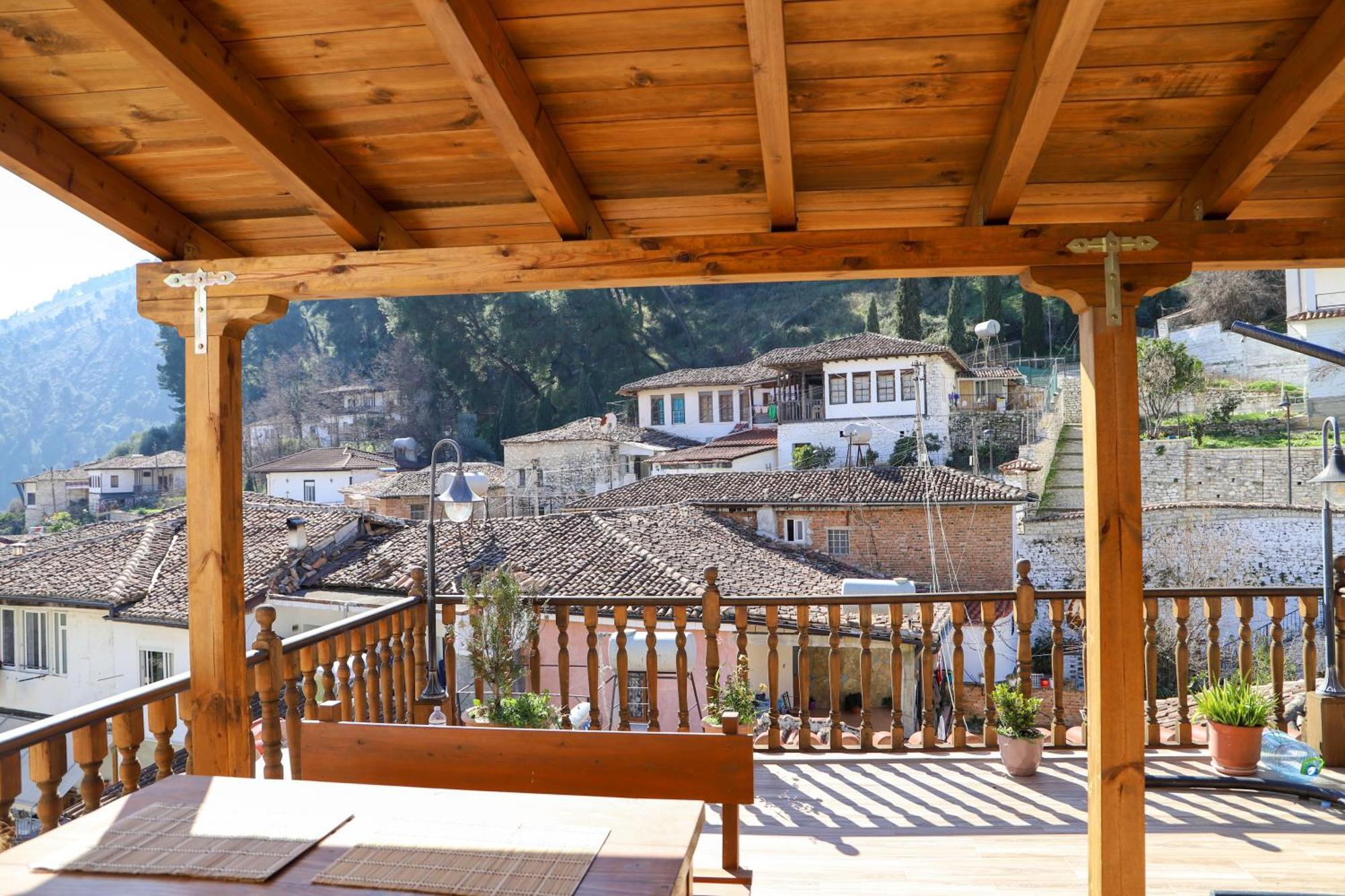 Dd Villa Berat Exterior foto