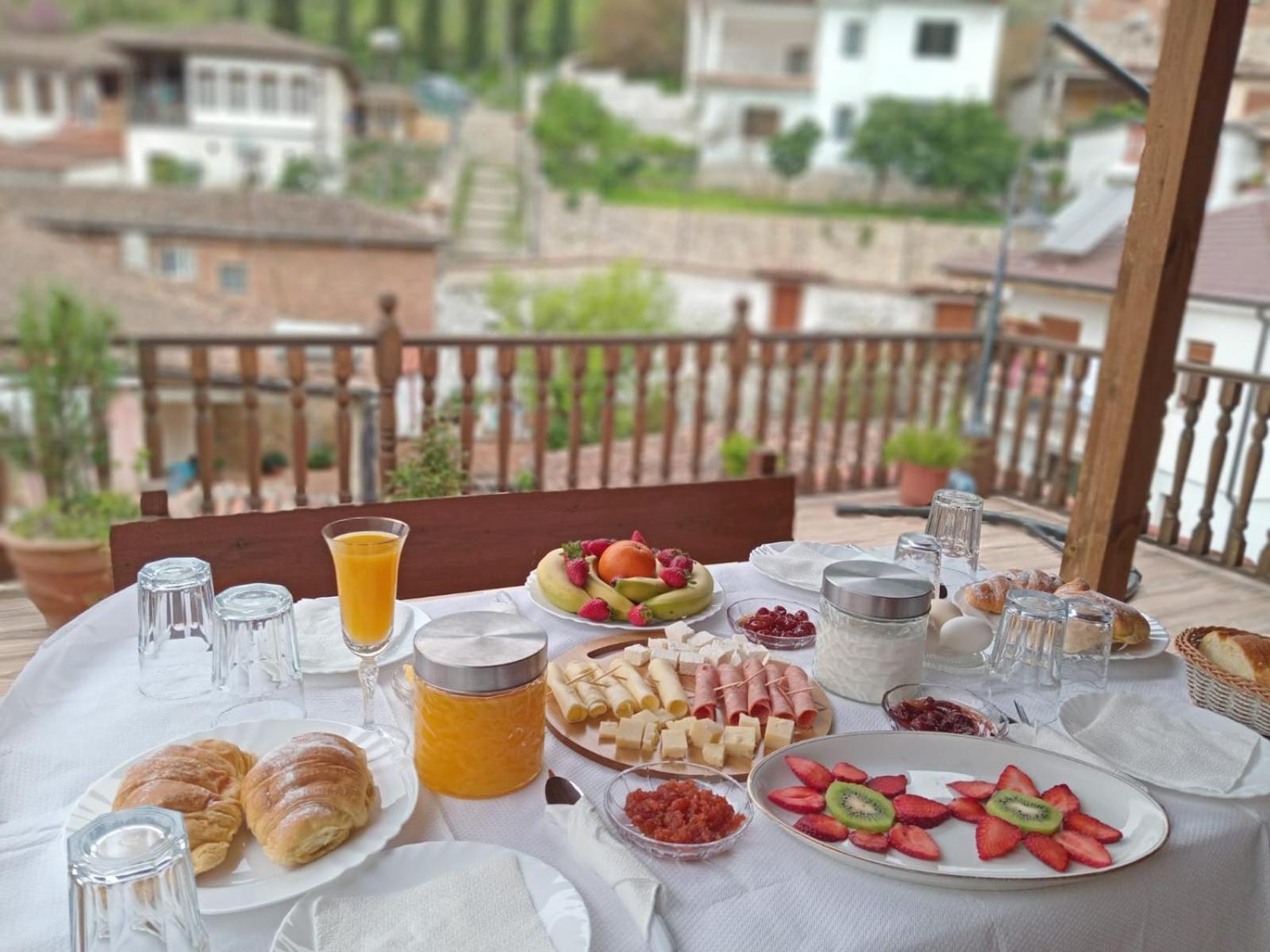 Dd Villa Berat Exterior foto